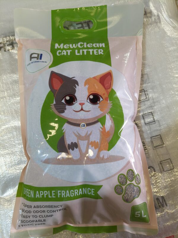 MewClean Natural Clumping Cat Litter - Green Apple Fragrance